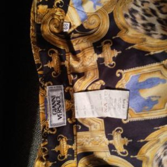 Versace Atelier - Picture 9 of 9